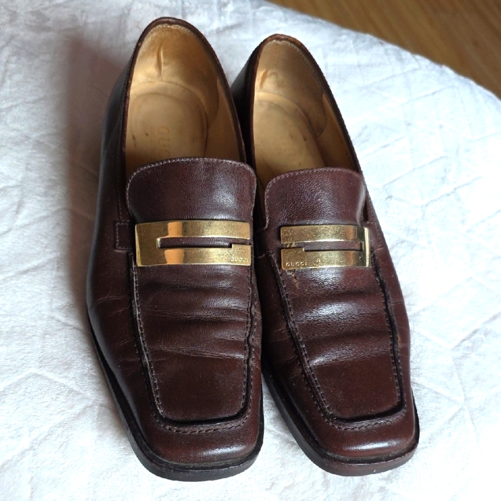 Gucci Unisex Dark Brown Leather Loafers with Gold Accent